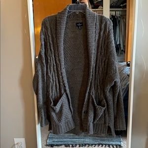 American Eagle thick cardigan